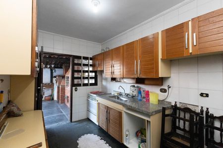 Casa à venda com 145m², 2 quartos e 3 vagas Casa à venda com 145m², 2 quartos e 3 vagasCozinha