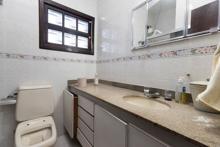 Casa à venda com 145m², 2 quartos e 3 vagas Casa à venda com 145m², 2 quartos e 3 vagasBanheiro 2