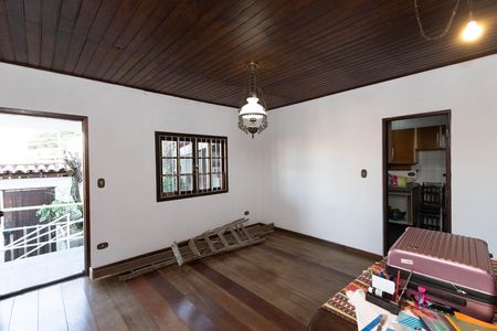 Sala de casa à venda com 2 quartos, 145m² em Jardim Virginia Bianca, São Paulo