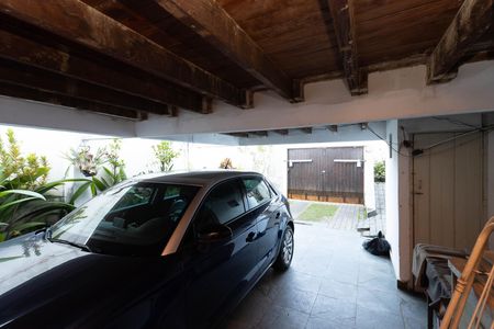 Casa à venda com 145m², 2 quartos e 3 vagas Casa à venda com 145m², 2 quartos e 3 vagasGaragem