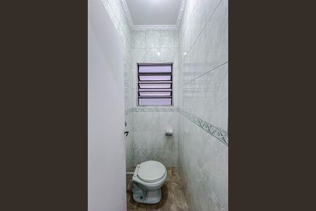 Casa para alugar com 500m², 5 quartos e 2 vagasBanheiro 1
