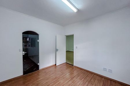 Casa para alugar com 500m², 5 quartos e 2 vagasQuarto 1