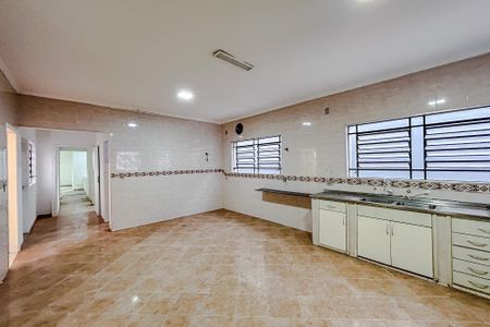 Casa para alugar com 500m², 5 quartos e 2 vagasCozinha