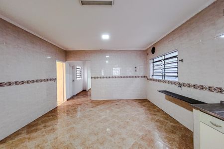 Casa para alugar com 500m², 5 quartos e 2 vagasCozinha