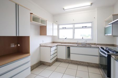 Apartamento para alugar com 155m², 3 quartos e 2 vagas Apartamento para alugar com 155m², 3 quartos e 2 vagasCozinha