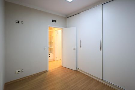 Apartamento para alugar com 155m², 3 quartos e 2 vagas Apartamento para alugar com 155m², 3 quartos e 2 vagasQuarto 1