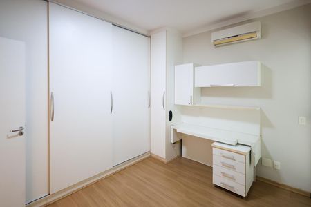Apartamento para alugar com 155m², 3 quartos e 2 vagas Apartamento para alugar com 155m², 3 quartos e 2 vagasQuarto 1