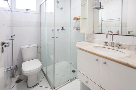 Apartamento para alugar com 155m², 3 quartos e 2 vagas Apartamento para alugar com 155m², 3 quartos e 2 vagasBanheiro