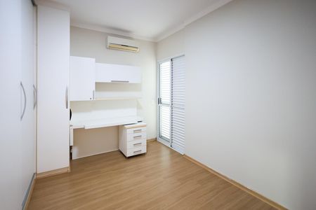 Apartamento para alugar com 155m², 3 quartos e 2 vagas Apartamento para alugar com 155m², 3 quartos e 2 vagasQuarto 1
