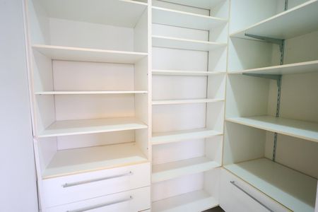Apartamento para alugar com 155m², 3 quartos e 2 vagas Apartamento para alugar com 155m², 3 quartos e 2 vagasDispensa
