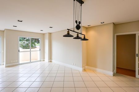 Apartamento para alugar com 155m², 3 quartos e 2 vagas Apartamento para alugar com 155m², 3 quartos e 2 vagasSala