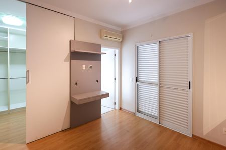 Apartamento para alugar com 155m², 3 quartos e 2 vagas Apartamento para alugar com 155m², 3 quartos e 2 vagasSuite
