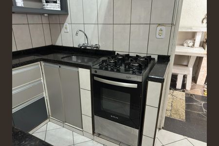 Casa para alugar com 180m², 3 quartos e 2 vagas Casa para alugar com 180m², 3 quartos e 2 vagasCozinha - Armários