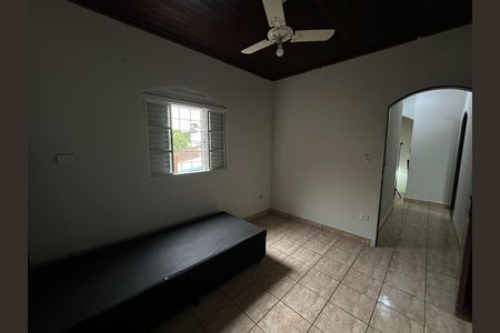 Casa para alugar com 180m², 3 quartos e 2 vagas Casa para alugar com 180m², 3 quartos e 2 vagasQuarto 2