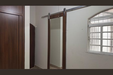 Casa para alugar com 180m², 3 quartos e 2 vagas Casa para alugar com 180m², 3 quartos e 2 vagasEscritório