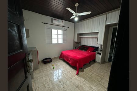 Casa para alugar com 180m², 3 quartos e 2 vagas Casa para alugar com 180m², 3 quartos e 2 vagasQuarto 2 - Suíte