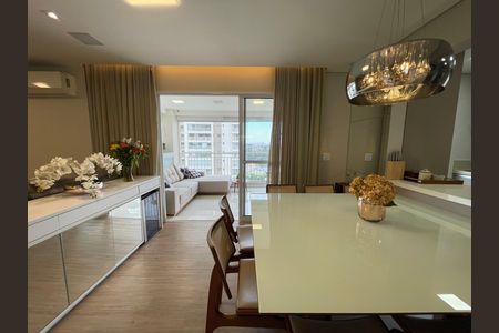 Apartamento à venda com 139m², 3 quartos e 2 vagas Apartamento à venda com 139m², 3 quartos e 2 vagasSala