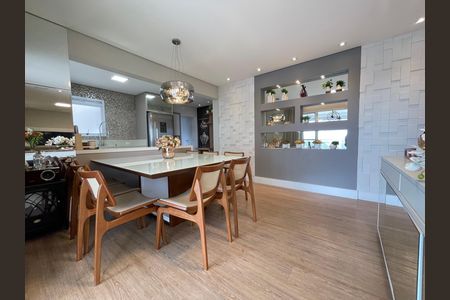Sala de apartamento à venda com 3 quartos, 139m² em Jardim Arpoador, São Paulo