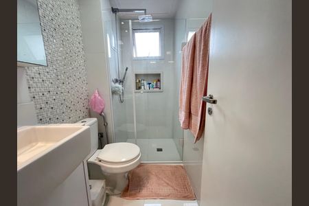 Apartamento à venda com 139m², 3 quartos e 2 vagas Apartamento à venda com 139m², 3 quartos e 2 vagasBanheiro 2