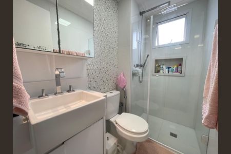 Apartamento à venda com 139m², 3 quartos e 2 vagas Apartamento à venda com 139m², 3 quartos e 2 vagasBanheiro 2