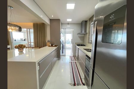 Apartamento à venda com 139m², 3 quartos e 2 vagas Apartamento à venda com 139m², 3 quartos e 2 vagasCozinha