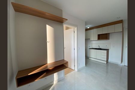 Sala de apartamento para alugar com 2 quartos, 42m² em Jardim Peri Peri, São Paulo