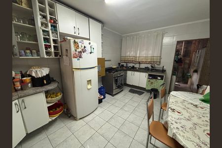 Cozinha de casa à venda com 3 quartos, 140m² em Jardim Santa Maria, São Paulo