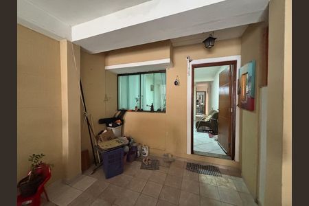 Garagem de casa à venda com 3 quartos, 140m² em Jardim Santa Maria, São Paulo