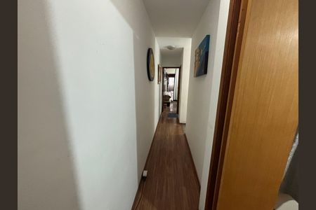 Corredor de casa à venda com 3 quartos, 140m² em Jardim Santa Maria, São Paulo
