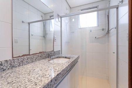 Apartamento à venda com 205m², 4 quartos e 3 vagasBanheiro da suíte 1