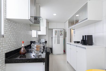 Apartamento à venda com 205m², 4 quartos e 3 vagasCozinha