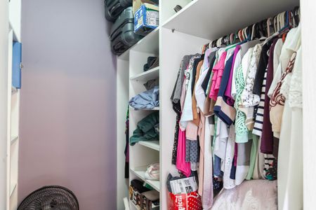 Apartamento à venda com 205m², 4 quartos e 3 vagasCloset da suíte 1