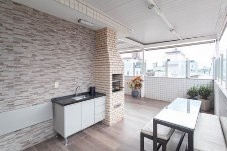 Apartamento à venda com 205m², 4 quartos e 3 vagasCobertura