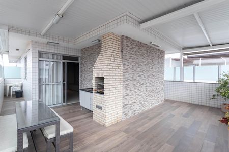 Apartamento à venda com 205m², 4 quartos e 3 vagasCobertura