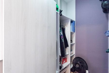 Apartamento à venda com 205m², 4 quartos e 3 vagasCloset da suíte 1
