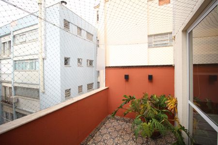 Apartamento à venda com 104m², 2 quartos e 1 vagaSacada