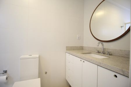 Apartamento à venda com 104m², 2 quartos e 1 vagaBanheiro da Suíte 1