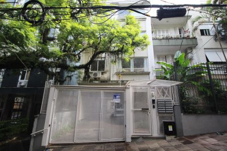 Apartamento à venda com 104m², 2 quartos e 1 vaga Apartamento à venda com 104m², 2 quartos e 1 vagaFachada