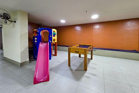 Apartamento para alugar com 90m², 2 quartos e 1 vaga Apartamento para alugar com 90m², 2 quartos e 1 vagaÁrea comum - Salão de festas