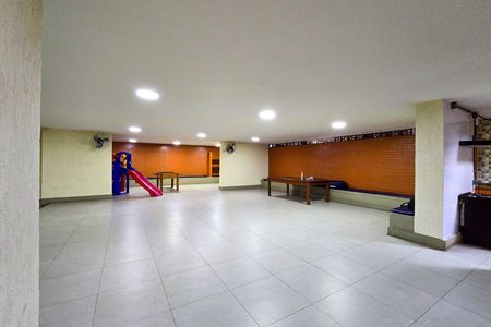 Apartamento para alugar com 90m², 2 quartos e 1 vaga Apartamento para alugar com 90m², 2 quartos e 1 vagaÁrea comum - Salão de festas