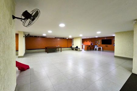 Apartamento para alugar com 90m², 2 quartos e 1 vaga Apartamento para alugar com 90m², 2 quartos e 1 vagaÁrea comum - Salão de festas