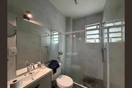 Apartamento para alugar com 60m², 2 quartos e 1 vaga Apartamento para alugar com 60m², 2 quartos e 1 vagaBanheiro