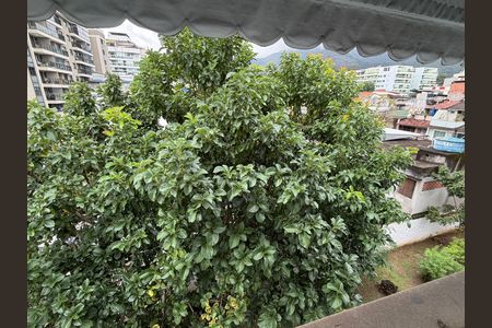 Quarto 1 - Vista de apartamento para alugar com 2 quartos, 60m² em Jacarepaguá, Rio de Janeiro