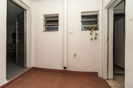 Casa à venda com 150m², 3 quartos e 2 vagas Casa à venda com 150m², 3 quartos e 2 vagasVista externa