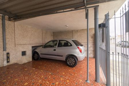 Casa à venda com 150m², 3 quartos e 2 vagas Casa à venda com 150m², 3 quartos e 2 vagasGaragem