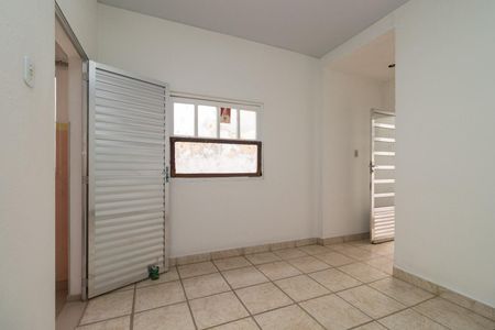 Casa à venda com 150m², 3 quartos e 2 vagas Casa à venda com 150m², 3 quartos e 2 vagasQuarto 3