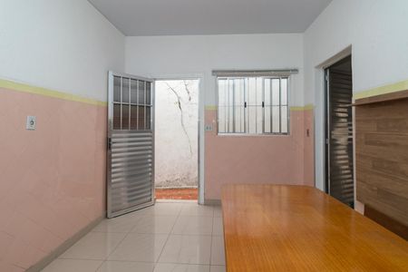 Casa à venda com 150m², 3 quartos e 2 vagas Casa à venda com 150m², 3 quartos e 2 vagasQuarto 2