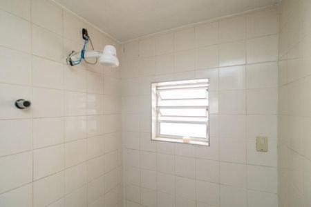 Casa à venda com 150m², 3 quartos e 2 vagas Casa à venda com 150m², 3 quartos e 2 vagasBanheiro social