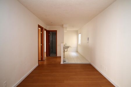 Sala de apartamento para alugar com 2 quartos, 46m² em Rio Cotia, Cotia