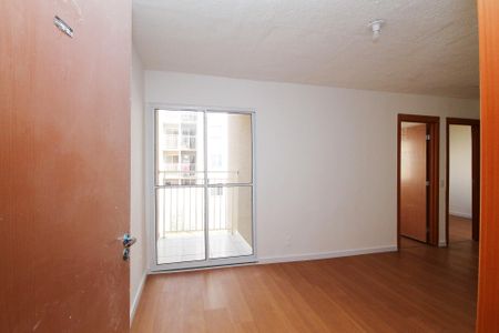 Entrada de apartamento para alugar com 2 quartos, 46m² em Rio Cotia, Cotia